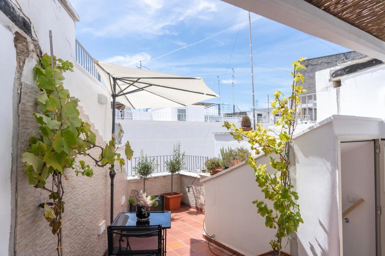 Wineart House, Terracielo Indipendente Nel Centro Di Monopoli Apartment Exterior photo